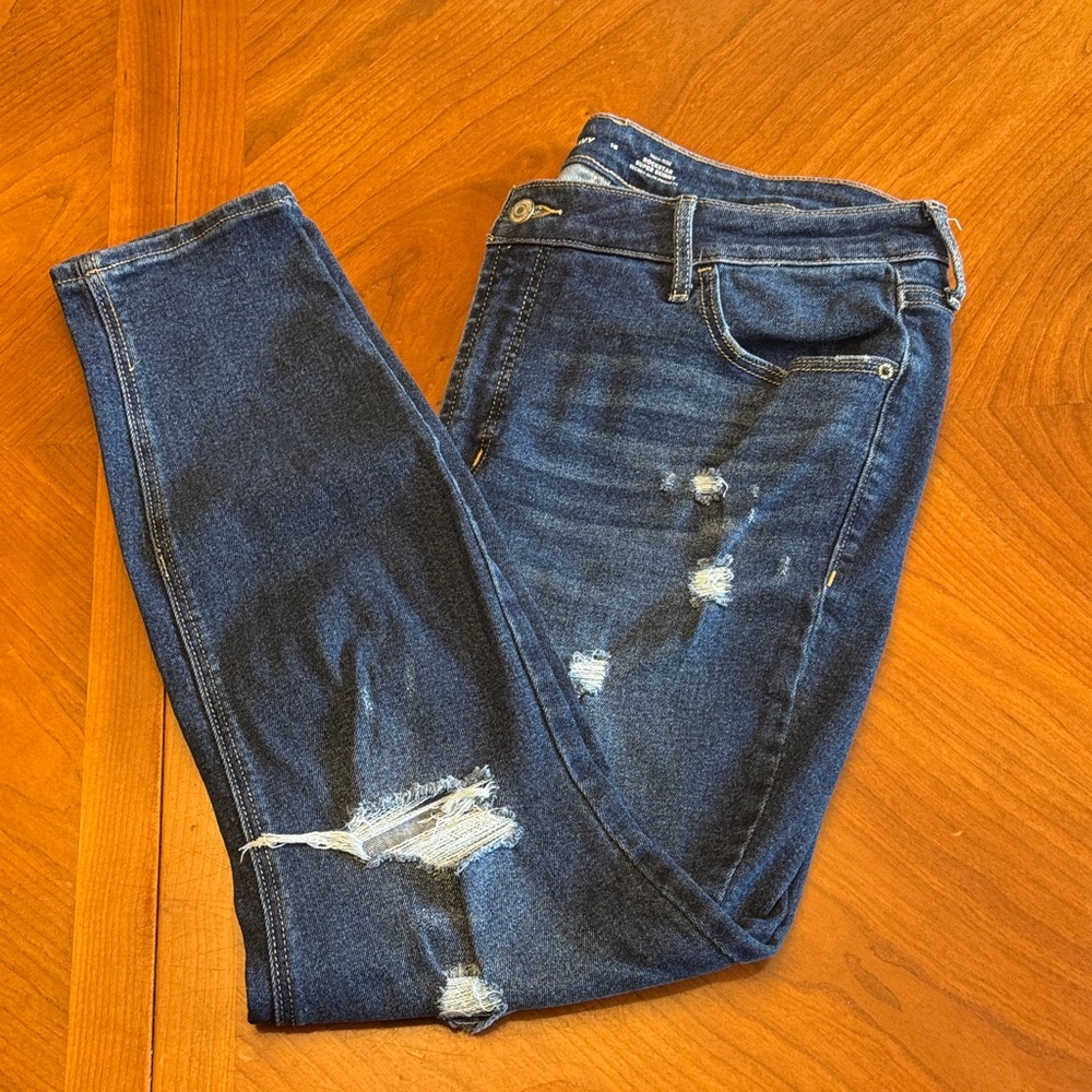 Old Navy High-Rise Rockstar Super Skinny Secret Slim Pockets Distressed Jeans